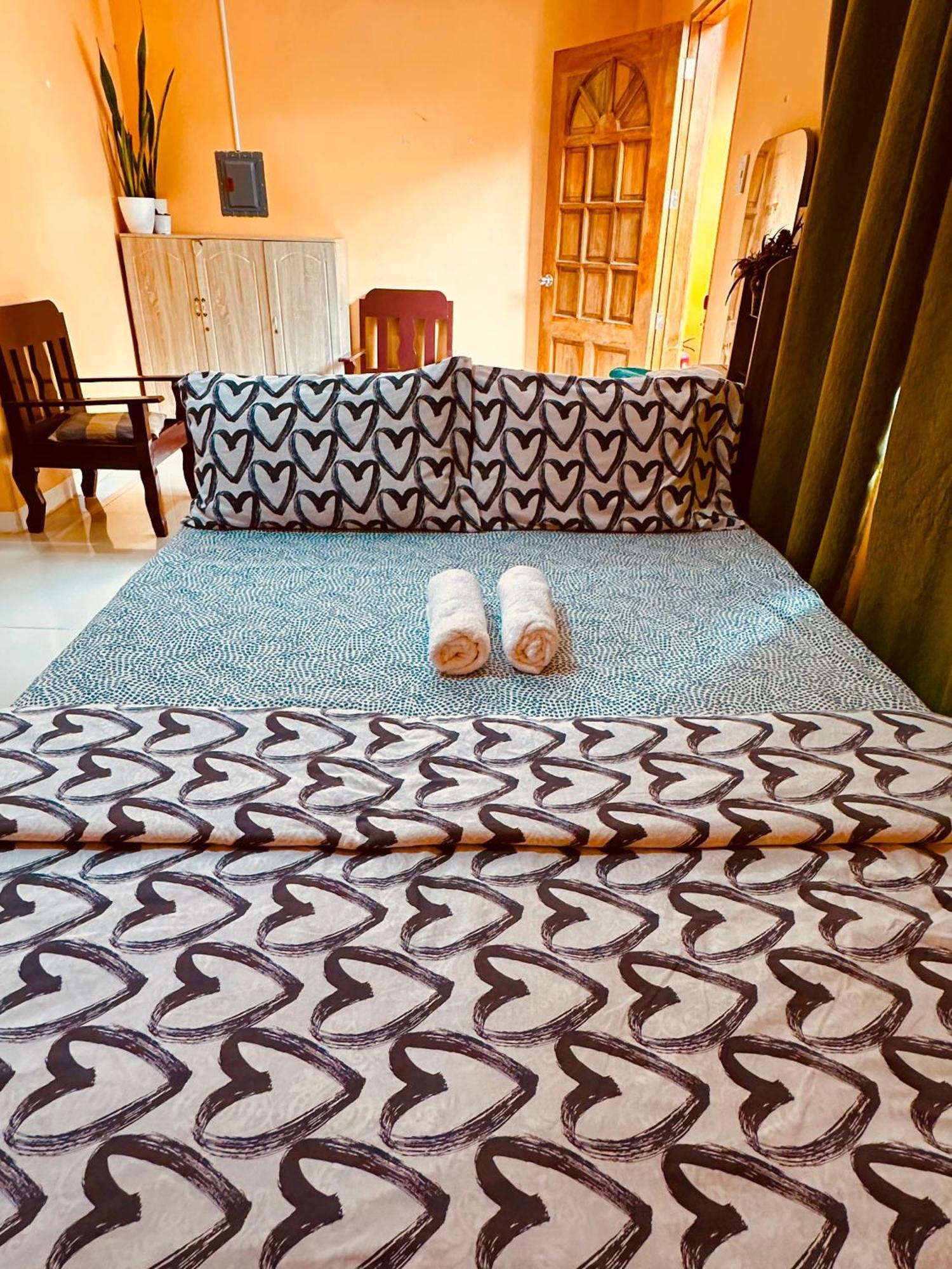 Rozay Travellers Inn Kabankalan Buitenkant foto